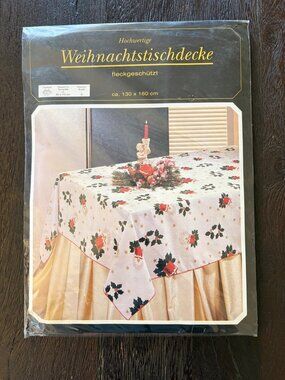 VTG Christmas German Tablecloth Stain Resistant High Quality Holly Berries New